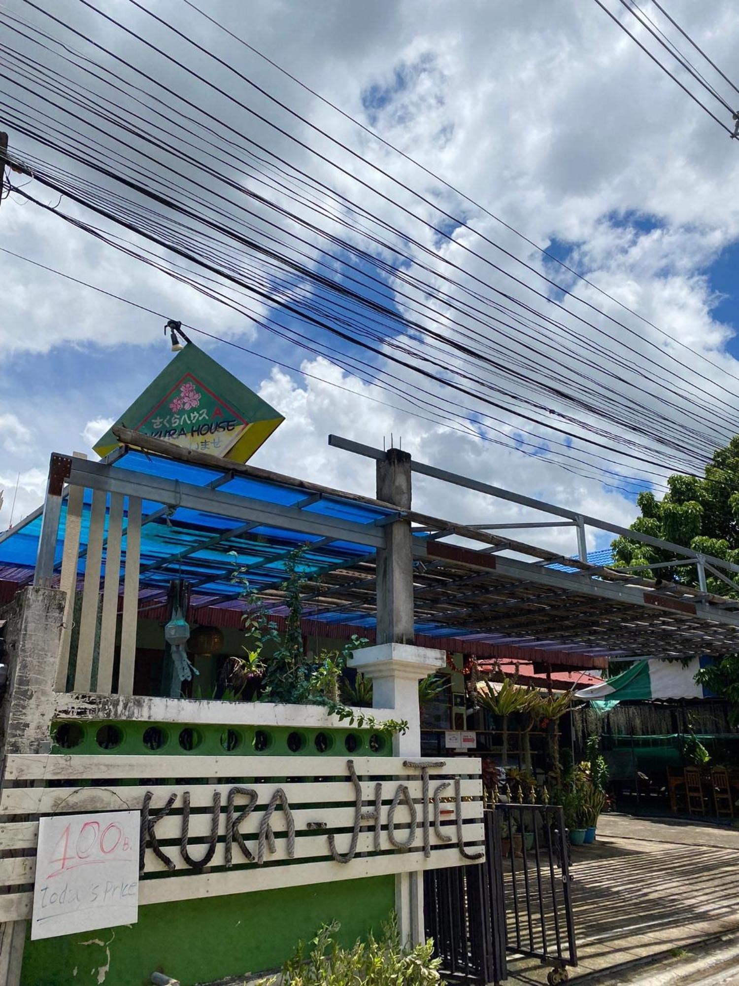 Sakura House Vandrarhem Chiang Mai Exteriör bild
